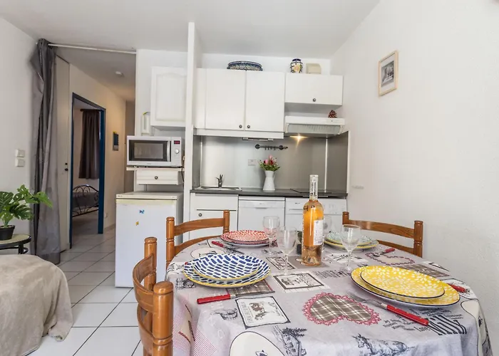 La Palme D'or-21 By Interhome *